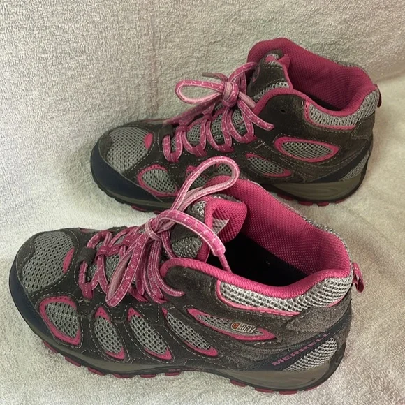 Merrell girls pink and gray hiking boots in size 4 - Picture 4 of 10